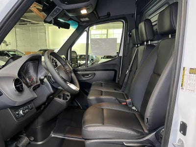 2026 Mercedes-Benz Sprinter Cargo 2500 Standard Roof I4 Diesel 144 RWD