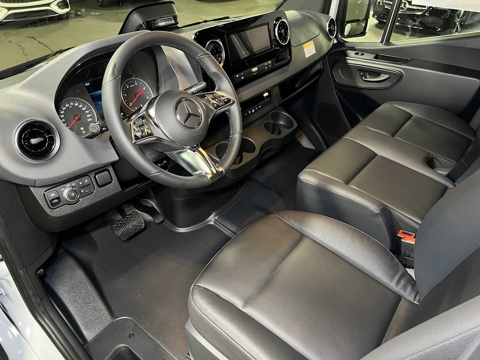 2026 Mercedes-Benz Sprinter Cargo 2500 Standard Roof I4 Diesel 144 RWD
