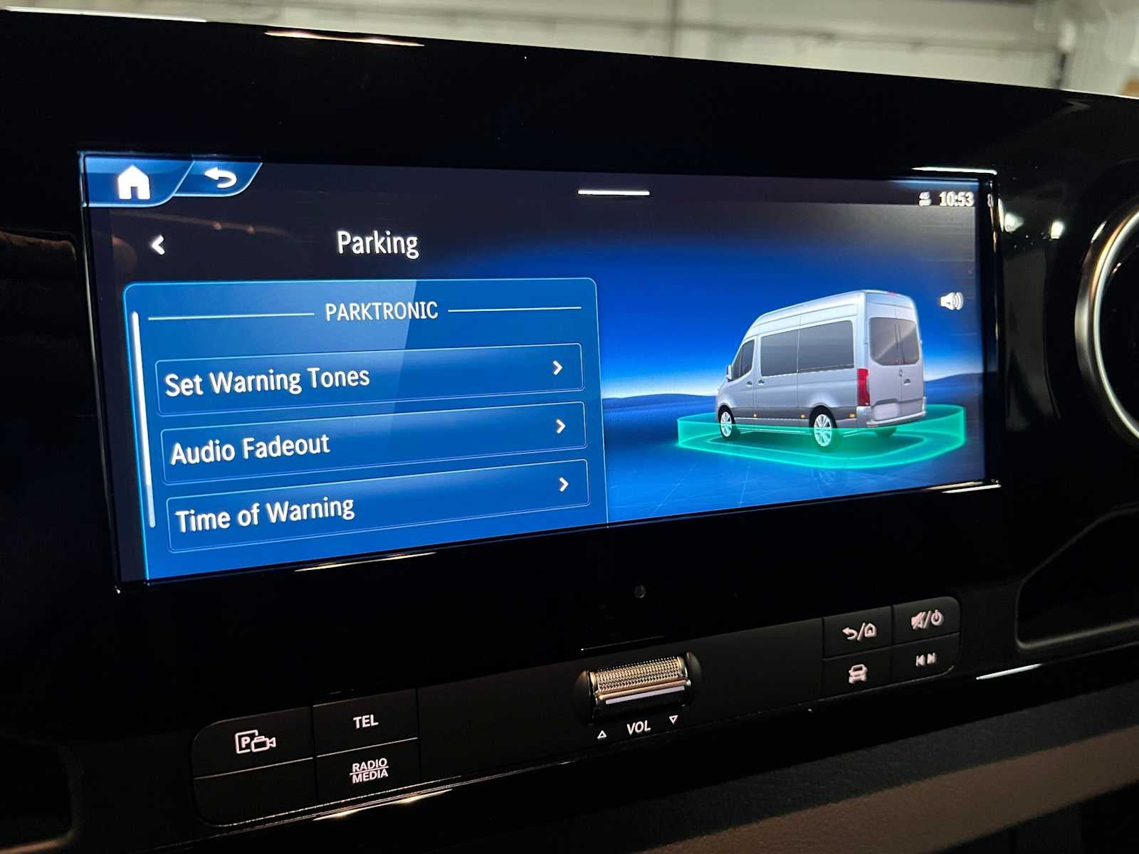 2026 Mercedes-Benz Sprinter Cargo 2500 Standard Roof I4 Diesel 144 RWD