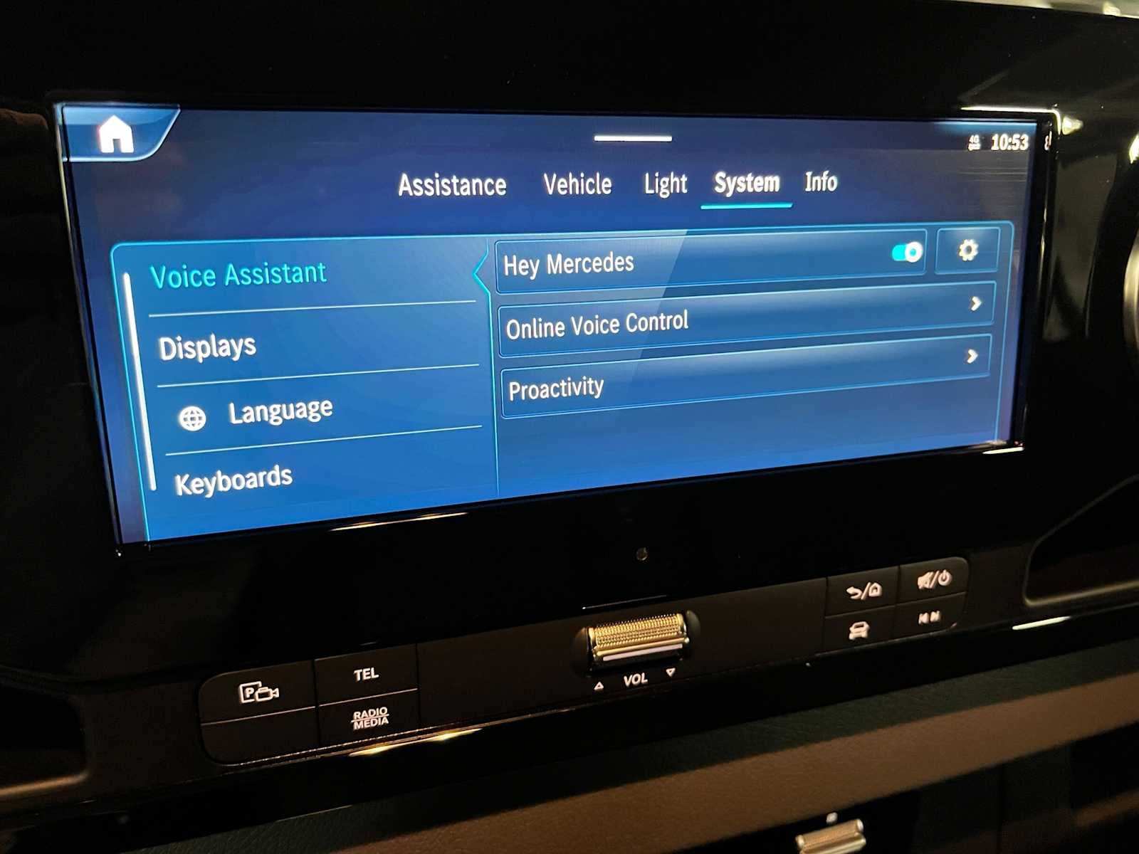 2026 Mercedes-Benz Sprinter Cargo 2500 Standard Roof I4 Diesel 144 RWD