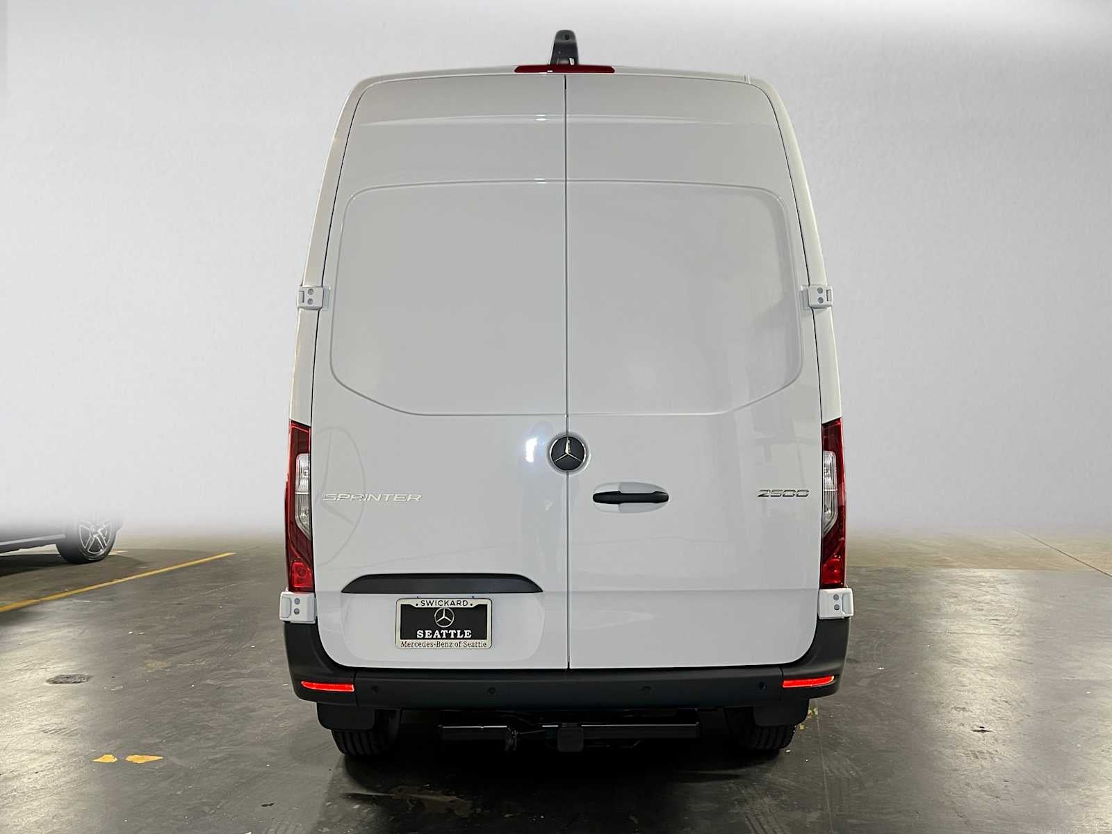 2026 Mercedes-Benz Sprinter Cargo 2500 Standard Roof I4 Diesel 144 RWD