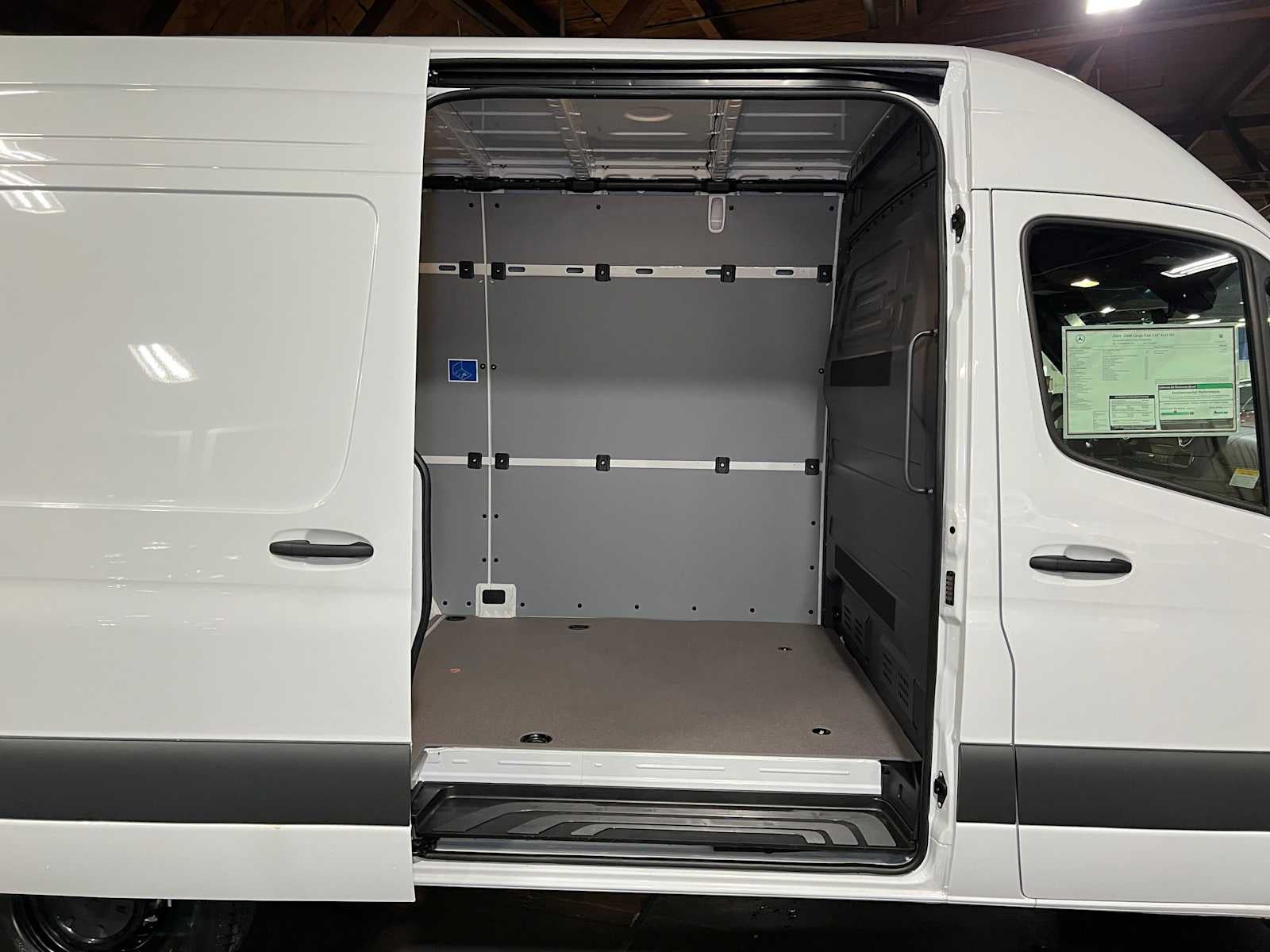 2026 Mercedes-Benz Sprinter Cargo 2500 Standard Roof I4 Diesel 144 RWD