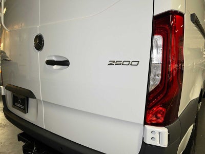 2026 Mercedes-Benz Sprinter Cargo 2500 Standard Roof I4 Diesel 144 RWD