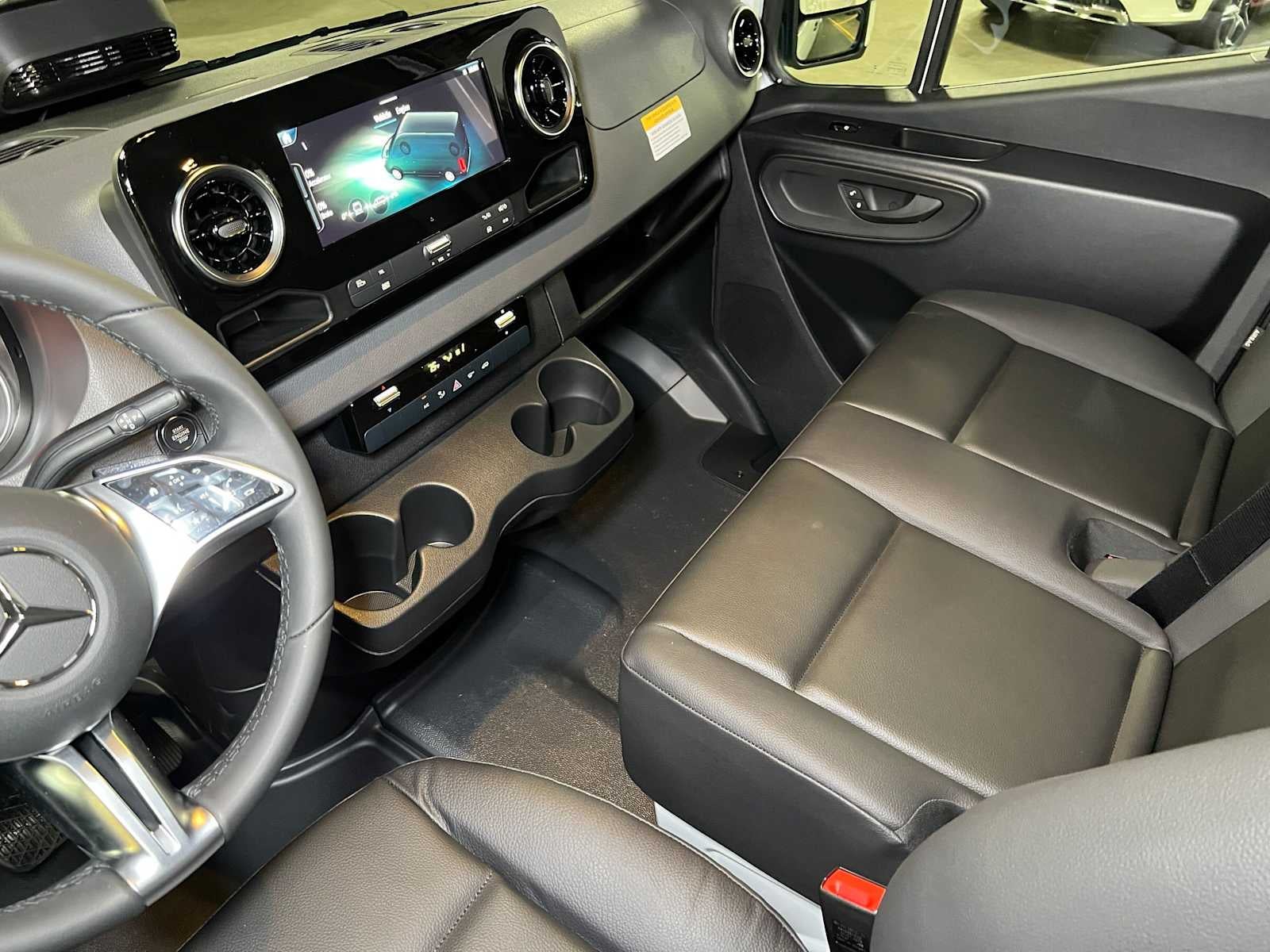 2026 Mercedes-Benz Sprinter Cargo 2500 Standard Roof I4 Diesel 144 RWD