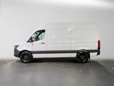 2026 Mercedes-Benz Sprinter Cargo 2500 Standard Roof I4 Diesel 144 RWD