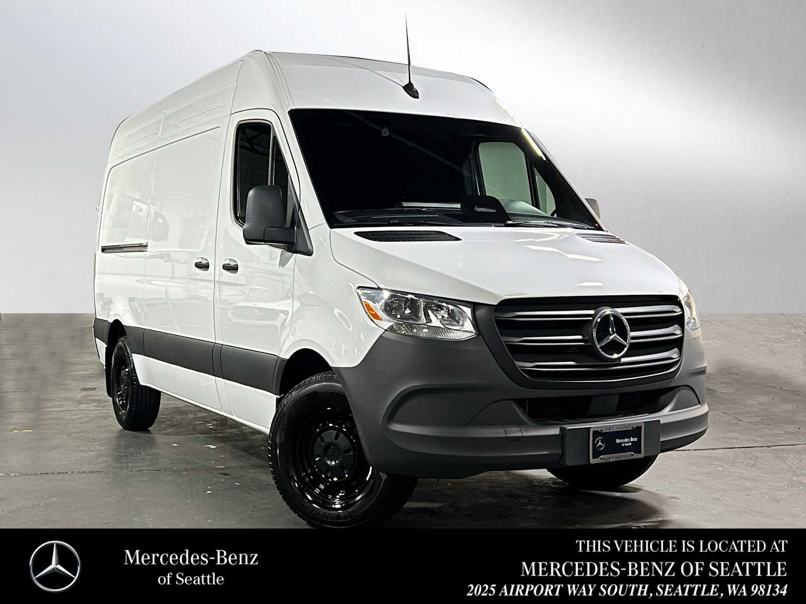 2025 Mercedes-Benz Sprinter Cargo Van 2500 Standard Roof I4 Diesel 144 RWD