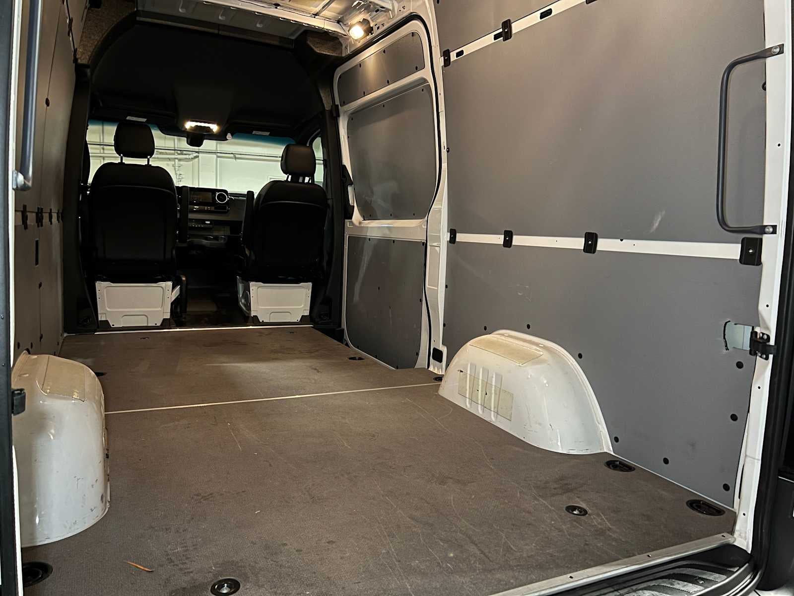 2025 Mercedes-Benz Sprinter Cargo Van 2500 Standard Roof I4 Diesel 144 RWD