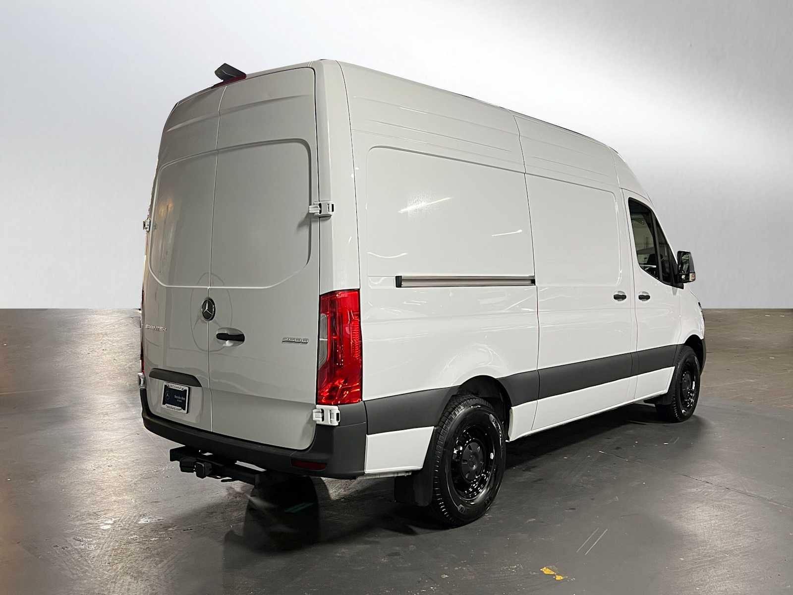 2025 Mercedes-Benz Sprinter Cargo Van 2500 Standard Roof I4 Diesel 144 RWD