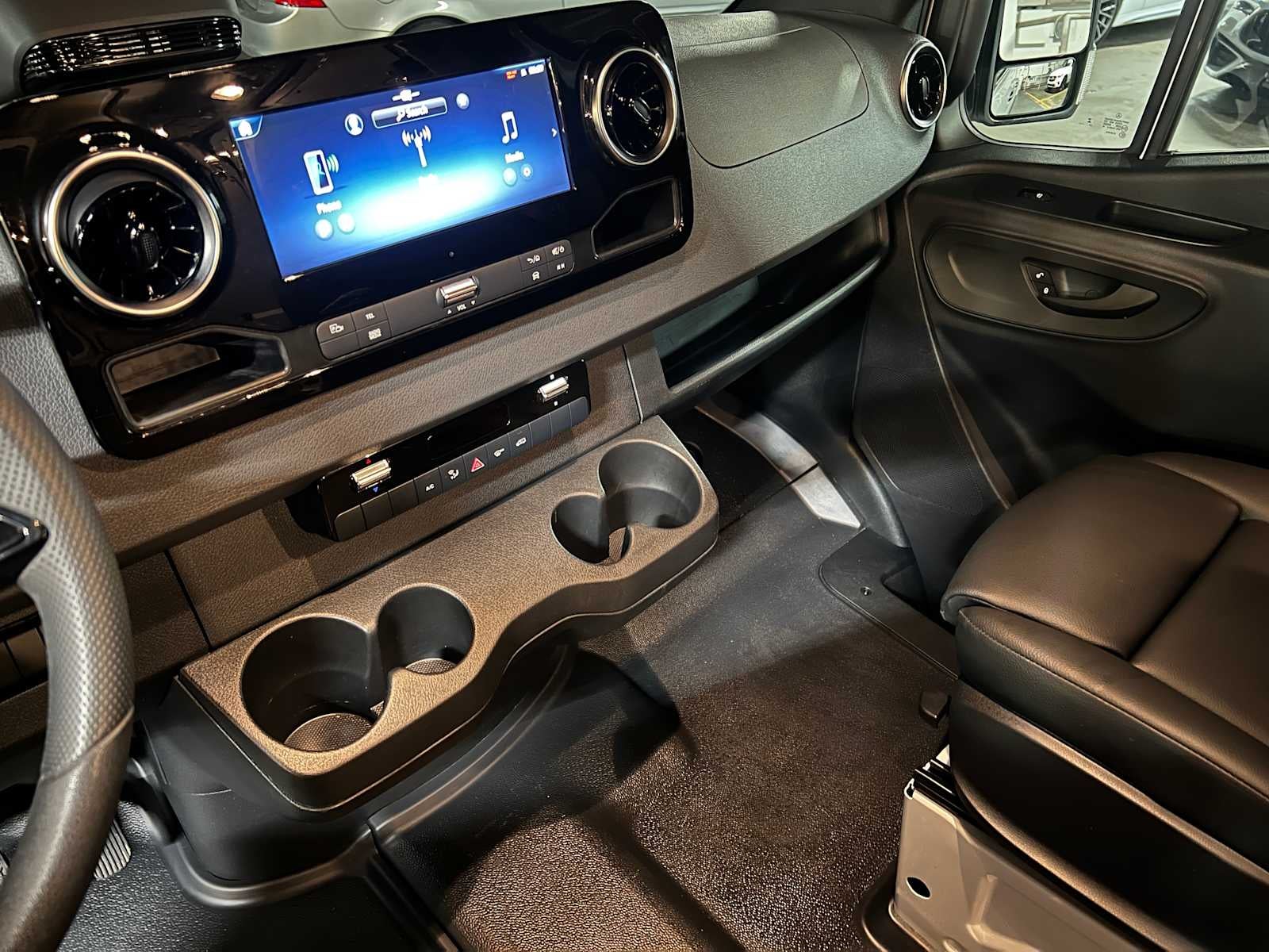 2025 Mercedes-Benz Sprinter Cargo Van 2500 Standard Roof I4 Diesel 144 RWD