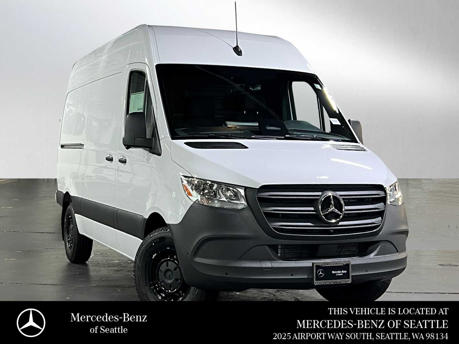 2026 Mercedes-Benz Sprinter 2500 Standard Roof I4 Diesel 144 RWD