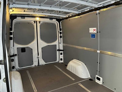 2026 Mercedes-Benz Sprinter Cargo 2500 Standard Roof I4 Diesel 144 RWD