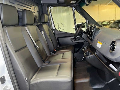2026 Mercedes-Benz Sprinter Cargo 2500 Standard Roof I4 Diesel 144 RWD