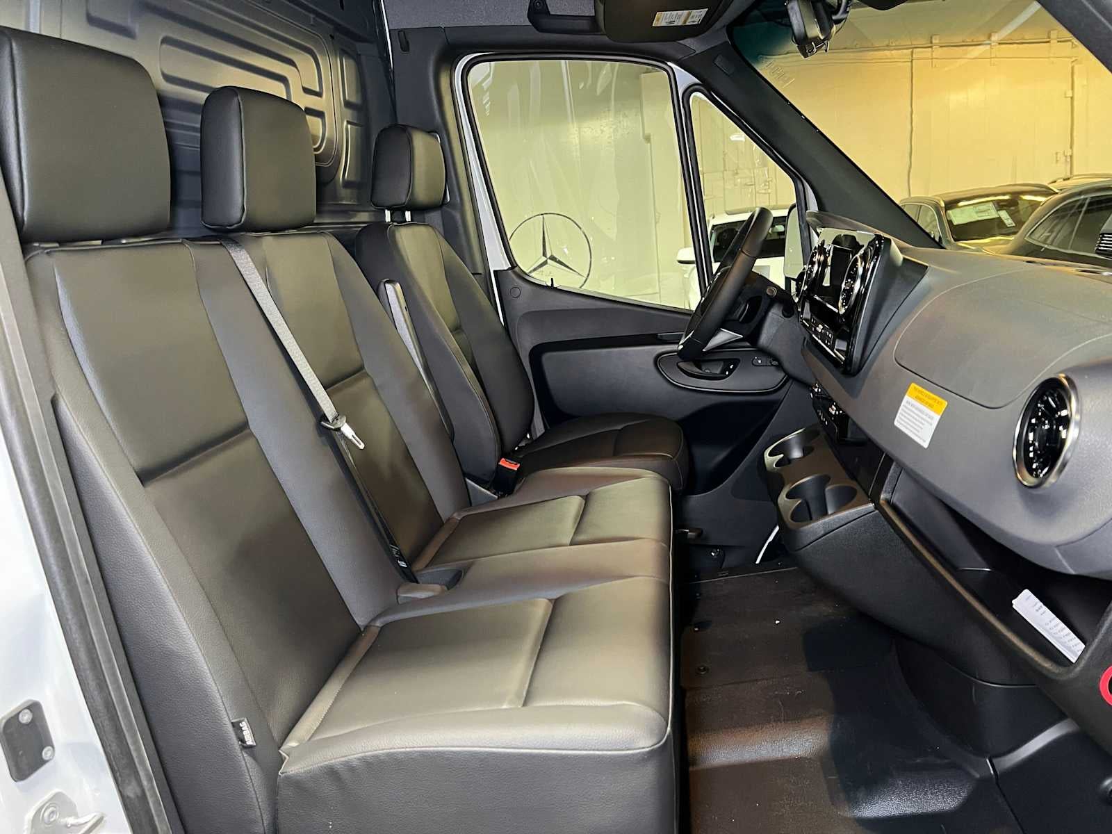 2026 Mercedes-Benz Sprinter Cargo 2500 Standard Roof I4 Diesel 144 RWD