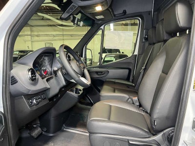 2026 Mercedes-Benz Sprinter Cargo 2500 Standard Roof I4 Diesel 144 RWD