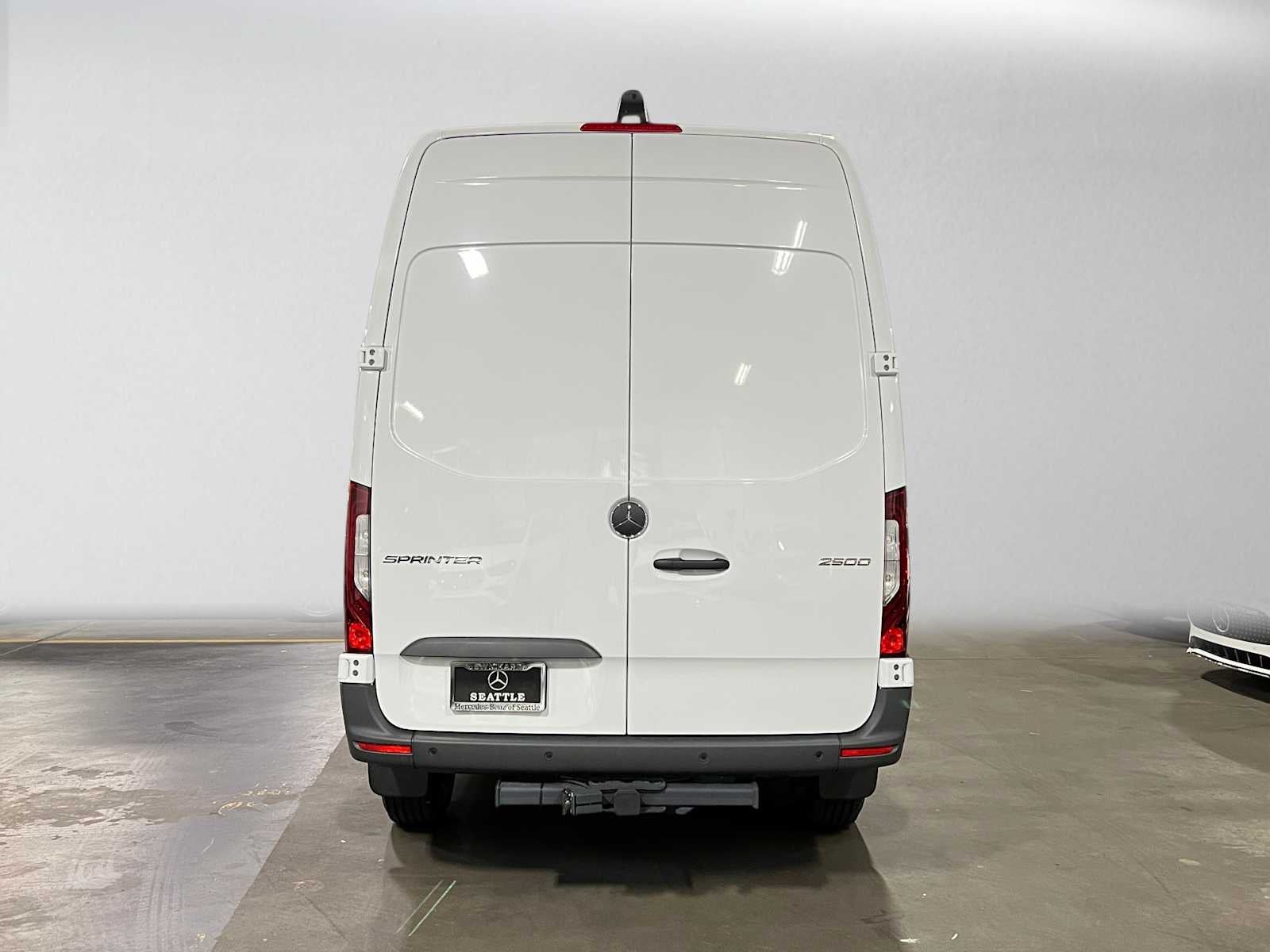 2026 Mercedes-Benz Sprinter Cargo 2500 Standard Roof I4 Diesel 144 RWD