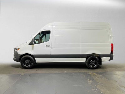 2026 Mercedes-Benz Sprinter Cargo 2500 Standard Roof I4 Diesel 144 RWD
