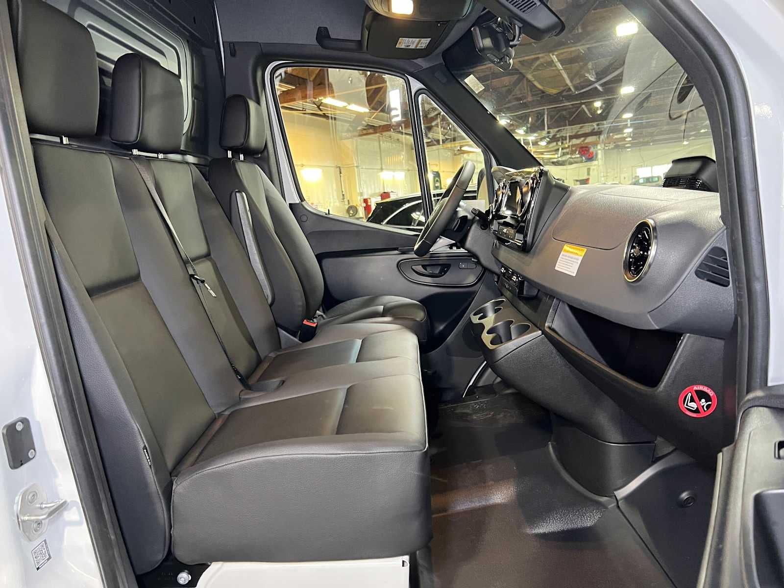 2026 Mercedes-Benz Sprinter Cargo 2500 Standard Roof I4 Diesel 144 RWD