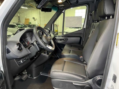 2026 Mercedes-Benz Sprinter Cargo 2500 Standard Roof I4 Diesel 144 RWD