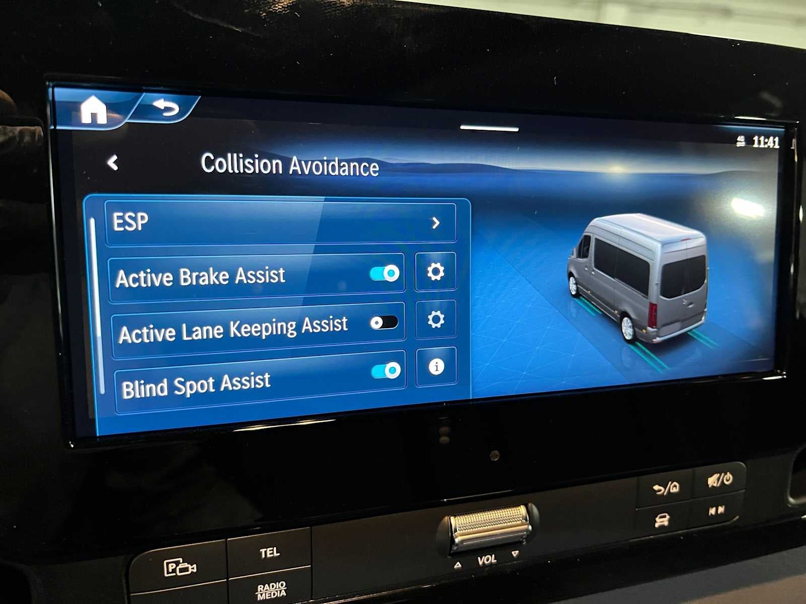 2026 Mercedes-Benz Sprinter Cargo 2500 Standard Roof I4 Diesel 144 RWD