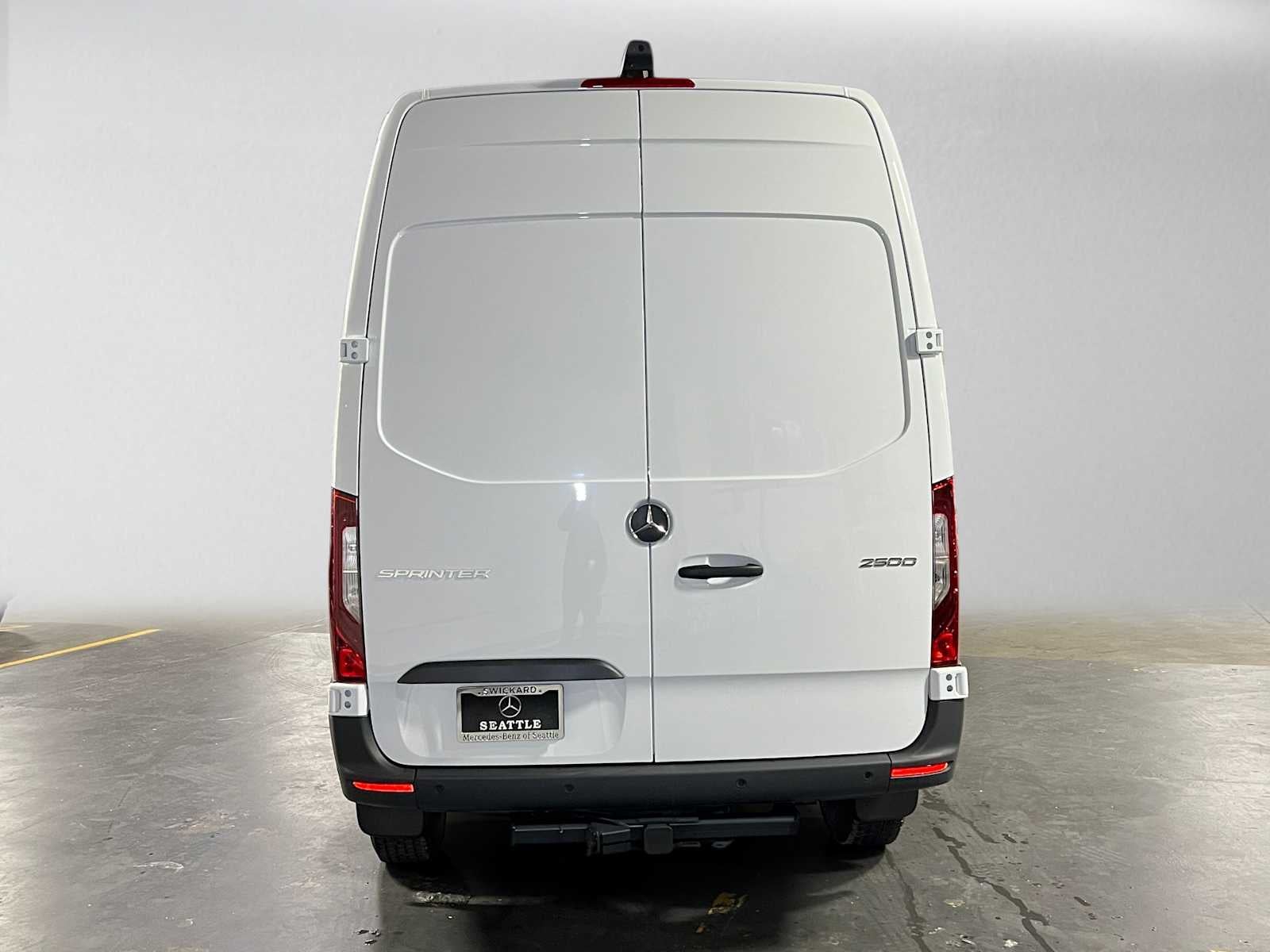 2026 Mercedes-Benz Sprinter Cargo 2500 Standard Roof I4 Diesel 144 RWD