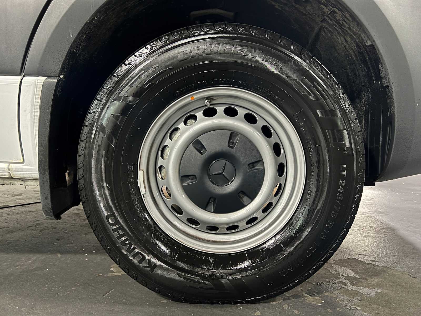 2025 Mercedes-Benz Sprinter Cargo Van 2500 Standard Roof I4 Diesel 144" RWD