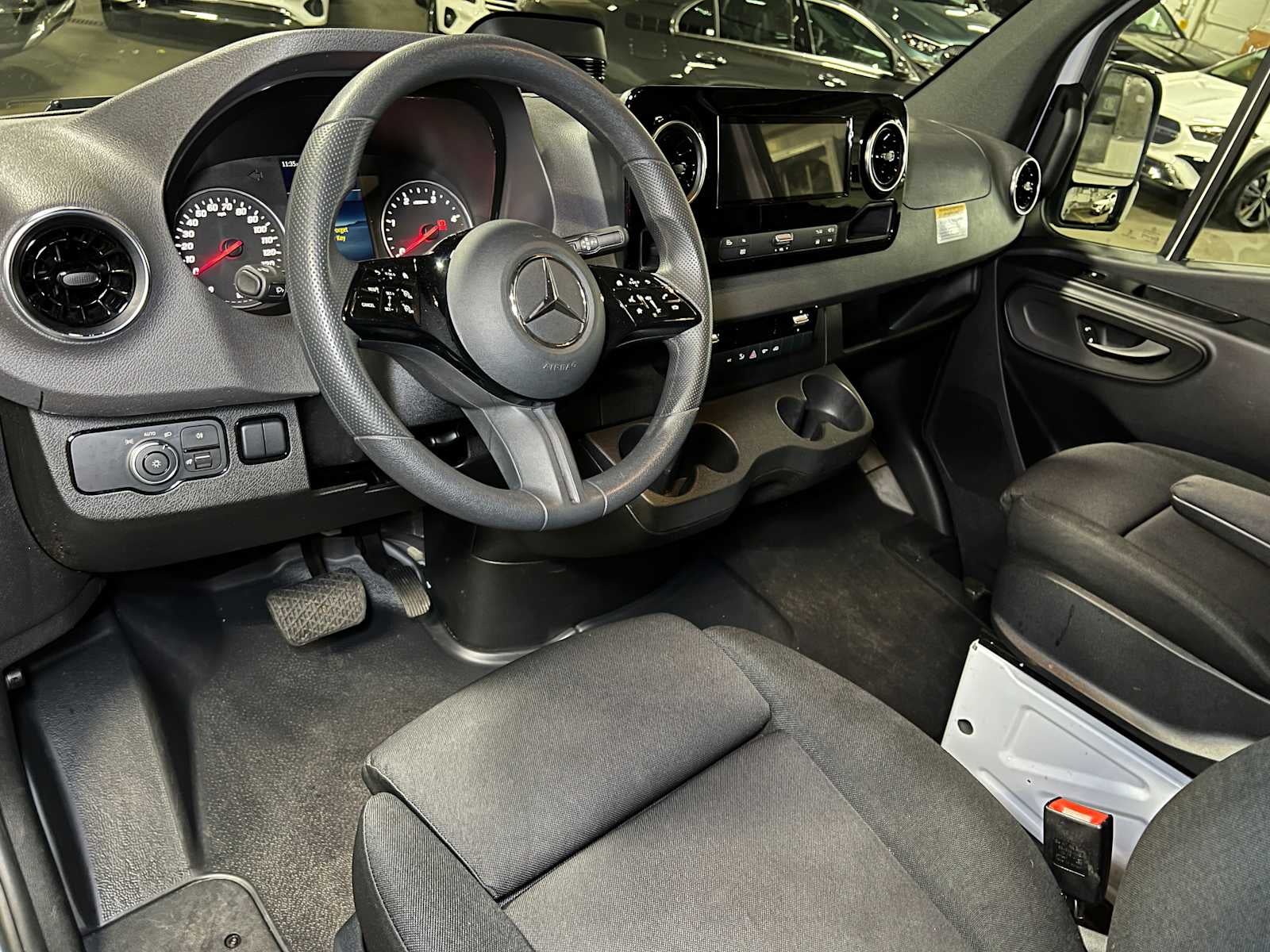 2025 Mercedes-Benz Sprinter Cargo Van 2500 Standard Roof I4 Diesel 144" RWD