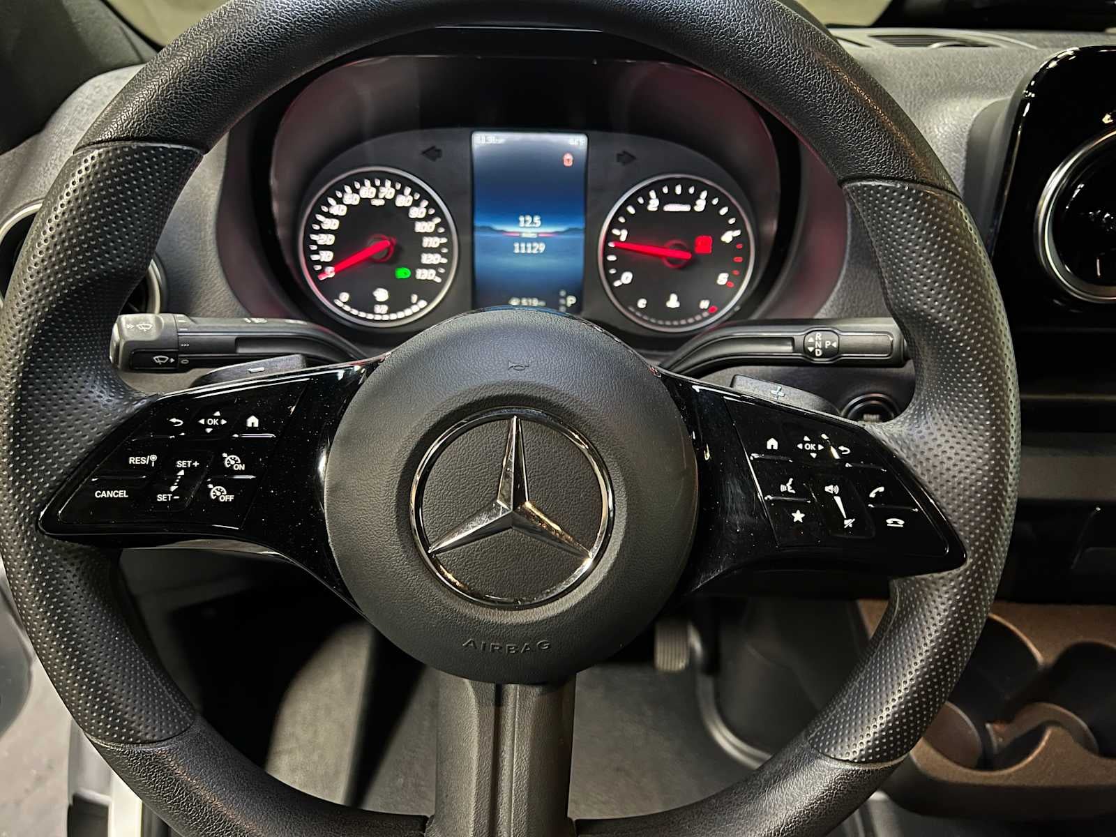 2025 Mercedes-Benz Sprinter Cargo Van 2500 Standard Roof I4 Diesel 144" RWD