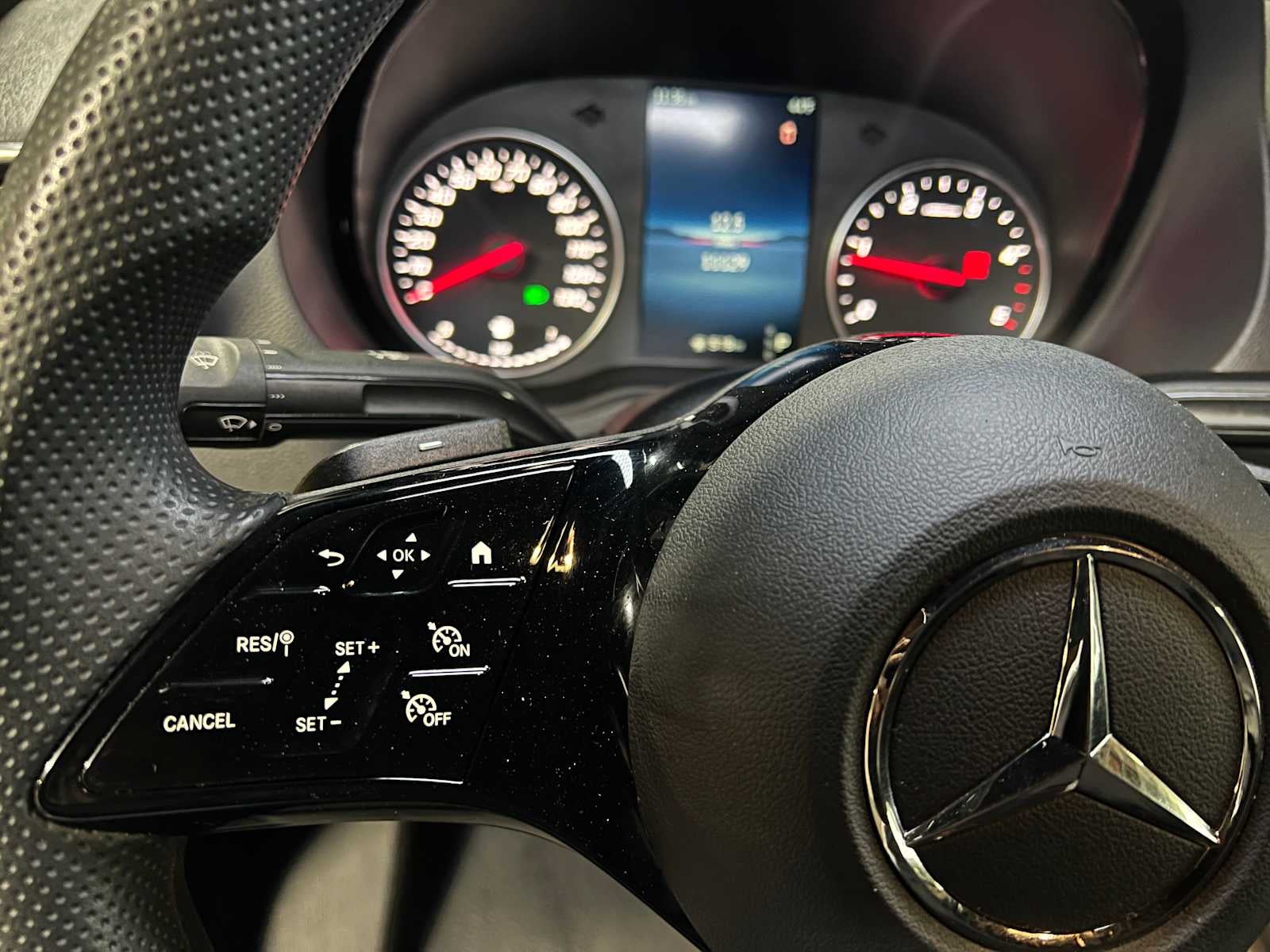 2025 Mercedes-Benz Sprinter Cargo Van 2500 Standard Roof I4 Diesel 144" RWD