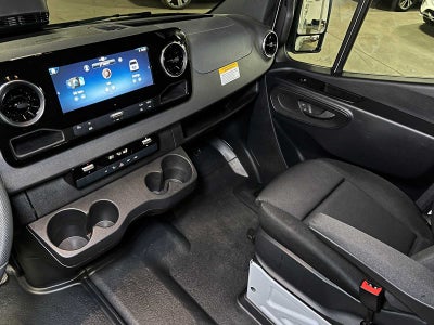 2025 Mercedes-Benz Sprinter Cargo Van 2500 Standard Roof I4 Diesel 144" RWD