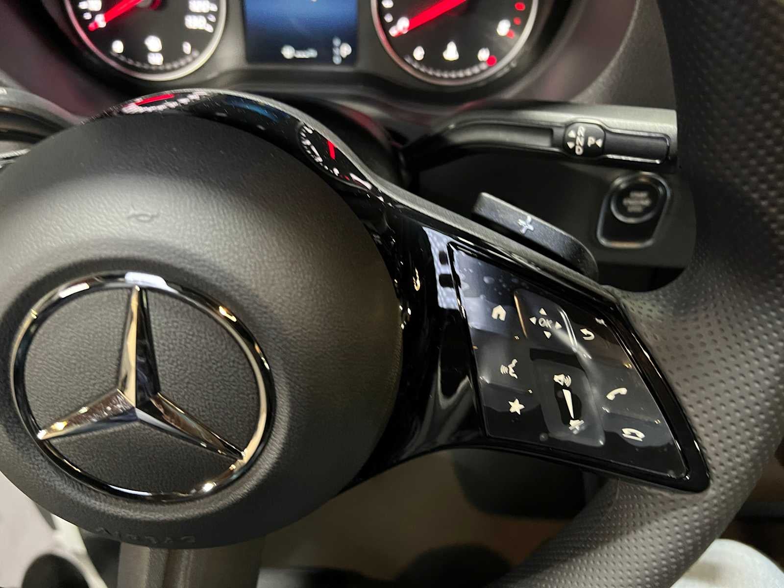 2025 Mercedes-Benz Sprinter Cargo Van 2500 Standard Roof I4 Diesel 144" RWD