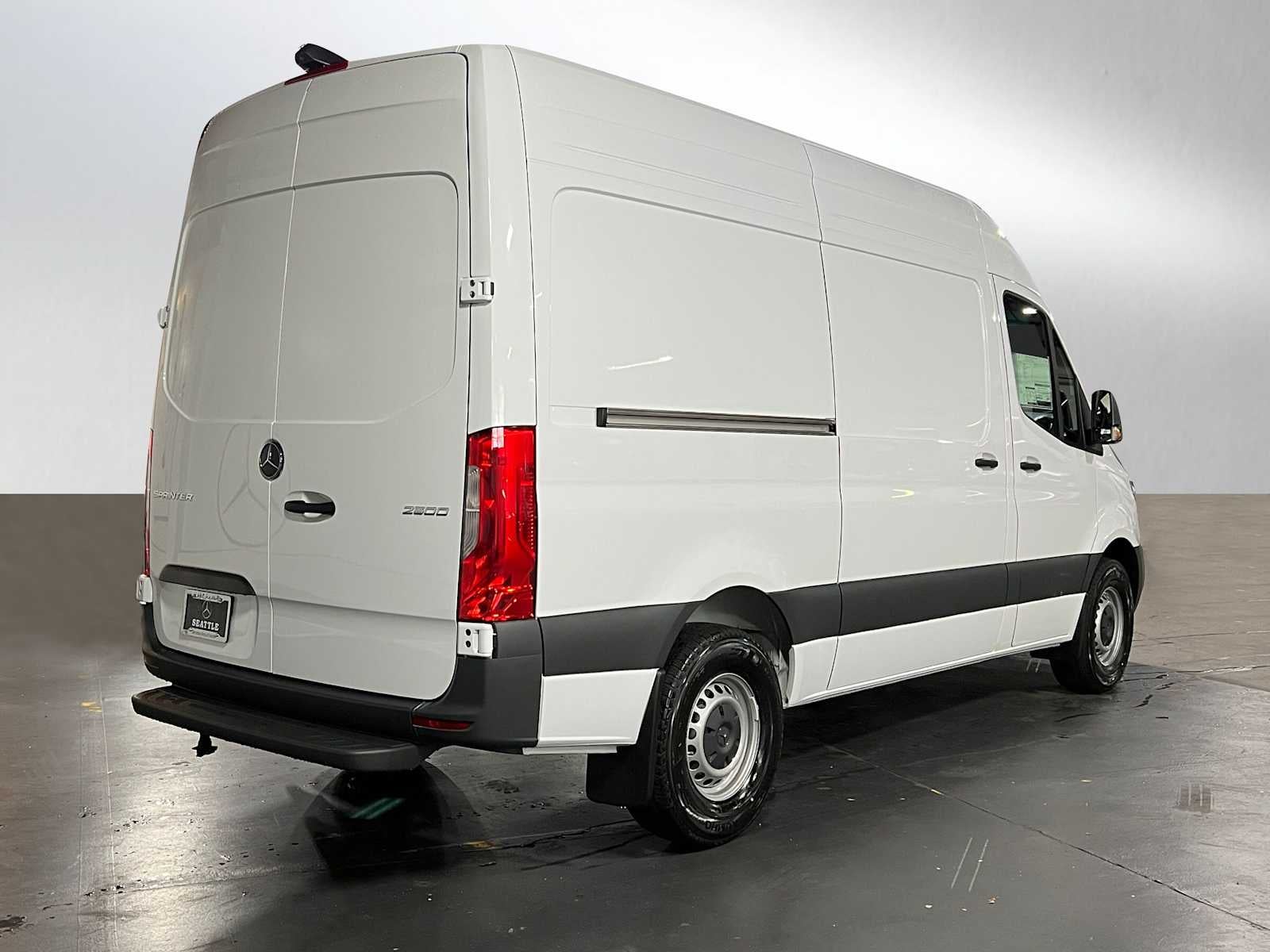 2025 Mercedes-Benz Sprinter Cargo Van 2500 Standard Roof I4 Diesel 144" RWD