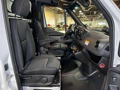2025 Mercedes-Benz Sprinter Cargo Van 2500 Standard Roof I4 Diesel 144" RWD