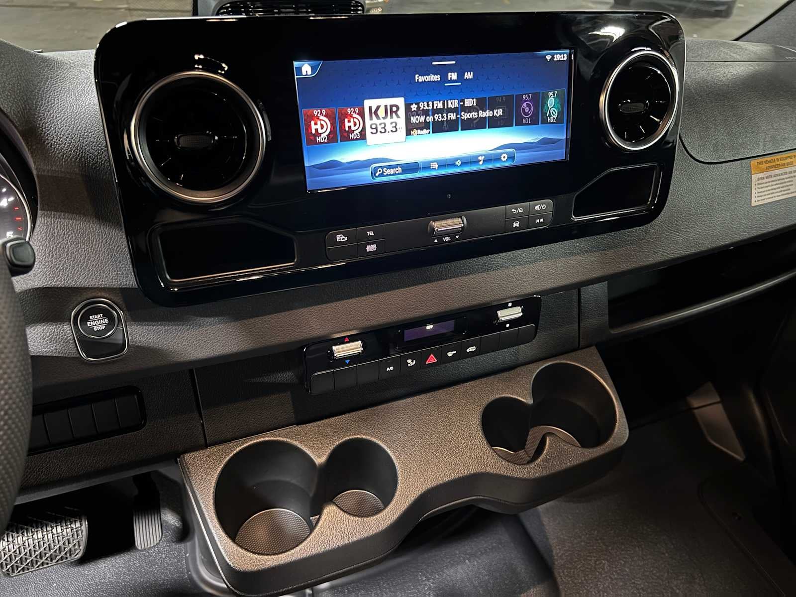 2025 Mercedes-Benz Sprinter Cargo Van 2500 Standard Roof I4 Diesel 144" RWD