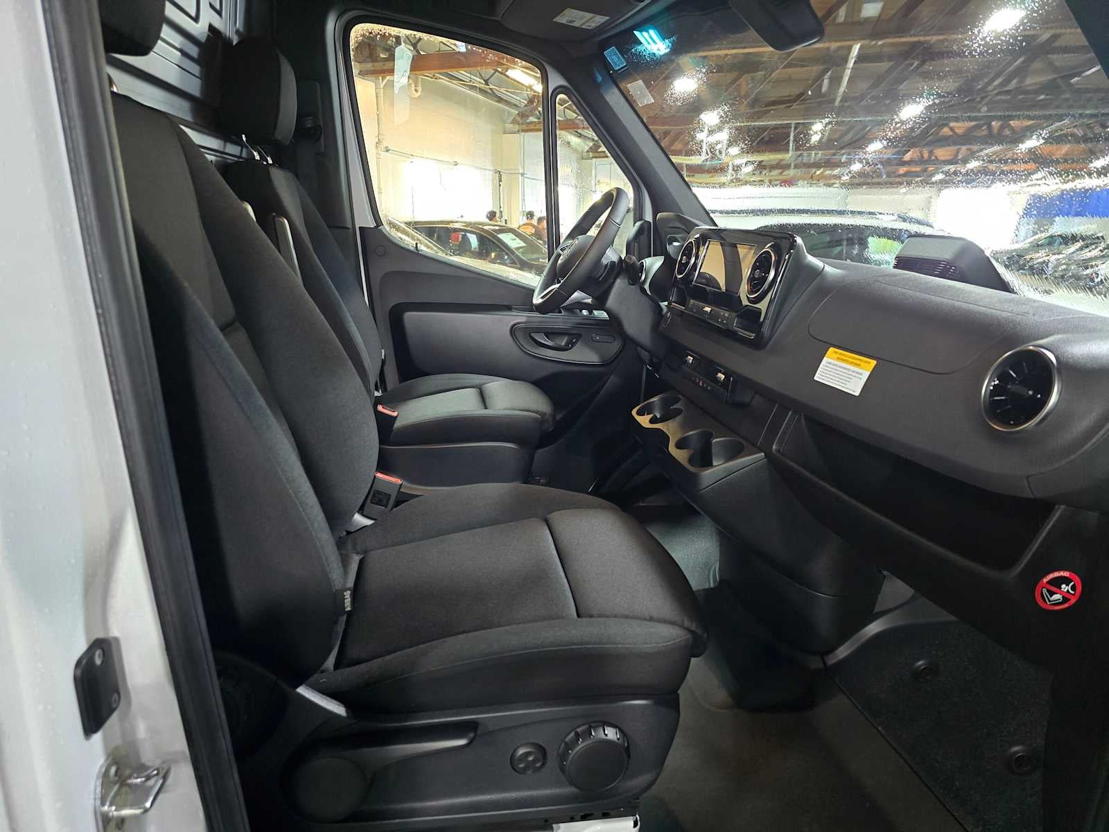 2025 Mercedes-Benz Sprinter Cargo Van 2500 Standard Roof I4 Diesel 144 RWD