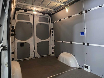 2025 Mercedes-Benz Sprinter Cargo Van 2500 Standard Roof I4 Diesel 144 RWD
