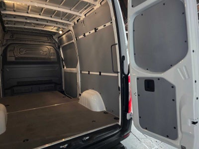 2025 Mercedes-Benz Sprinter Cargo Van 2500 Standard Roof I4 Diesel 144 RWD