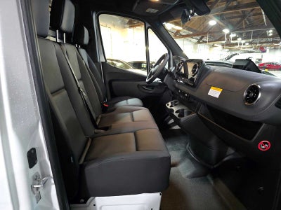 2026 Mercedes-Benz Sprinter 2500 Standard Roof I4 Diesel 144 RWD