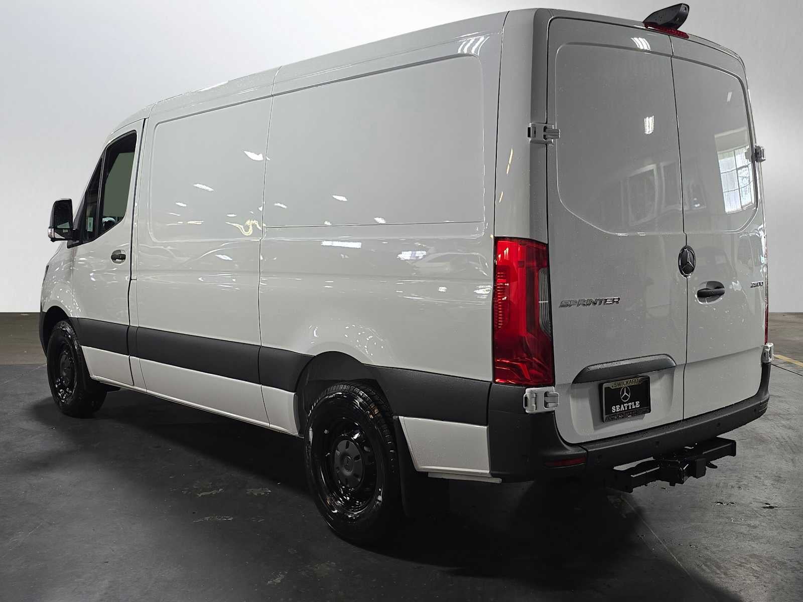 2026 Mercedes-Benz Sprinter 2500 Standard Roof I4 Diesel 144 RWD