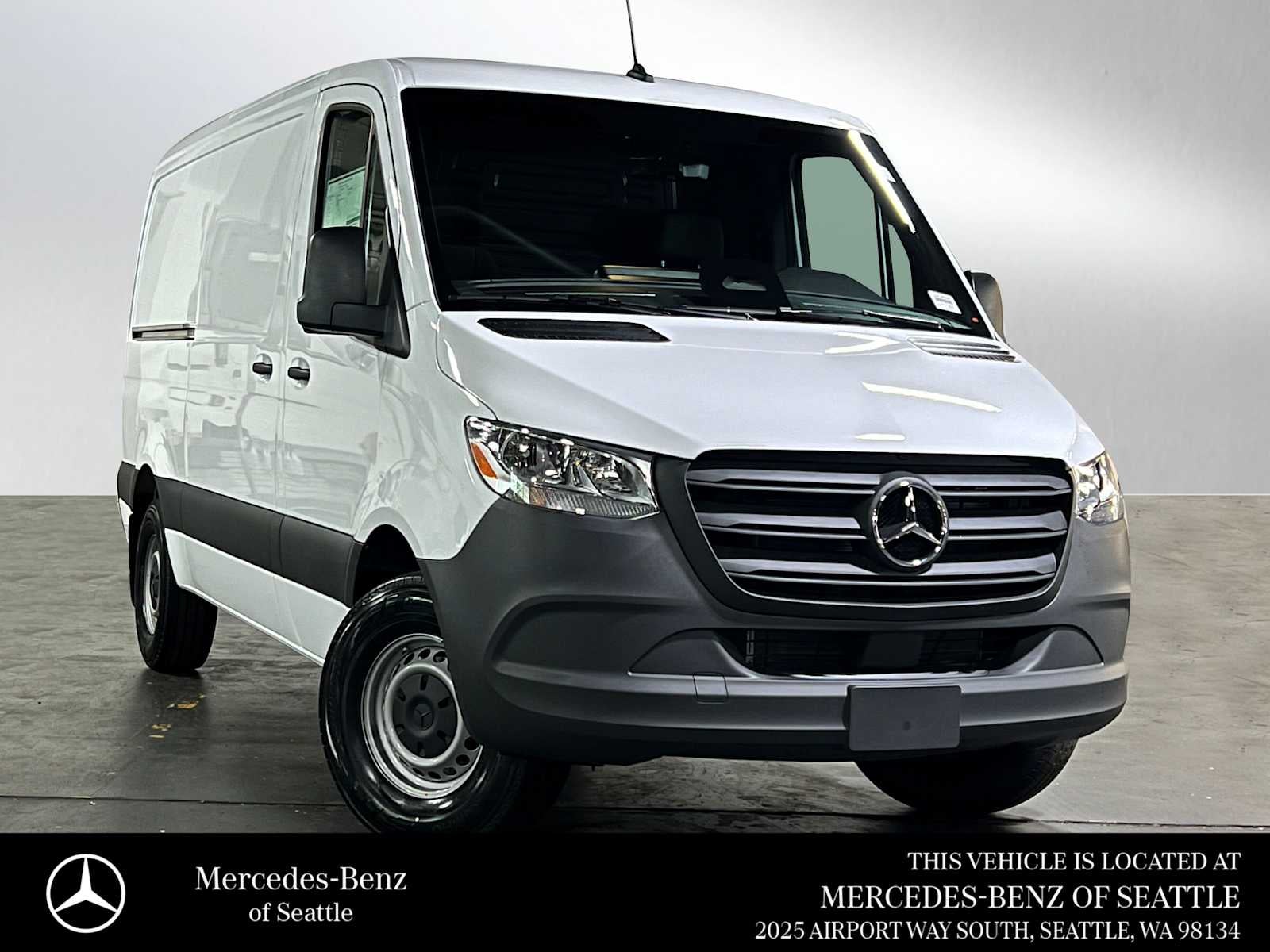2026 Mercedes-Benz Sprinter 2500 Standard Roof I4 Diesel 144 RWD