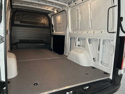 2026 Mercedes-Benz Sprinter 2500 Standard Roof I4 Diesel 144 RWD