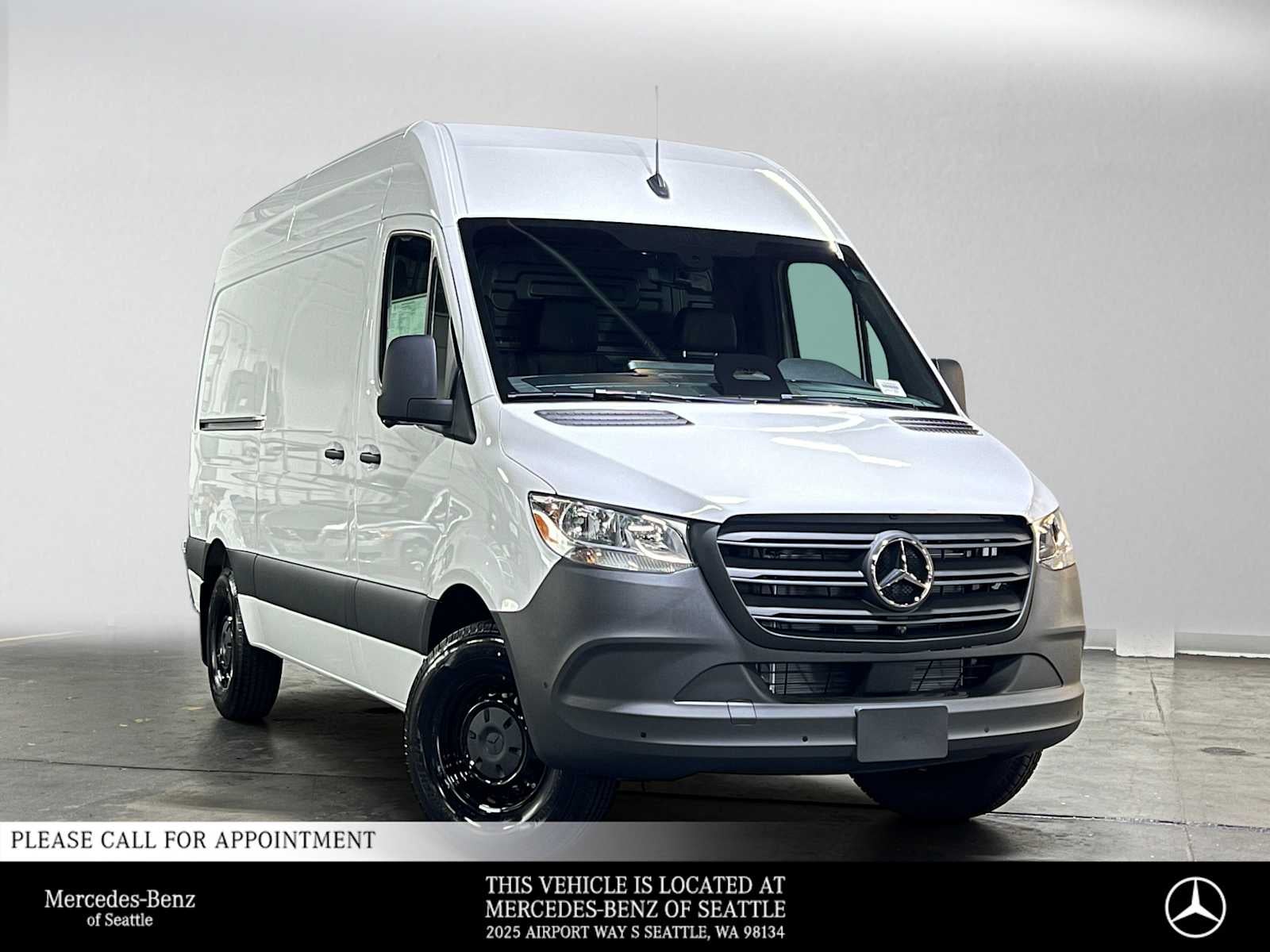 2026 Mercedes-Benz Sprinter 2500 Standard Roof I4 Diesel 144 RWD