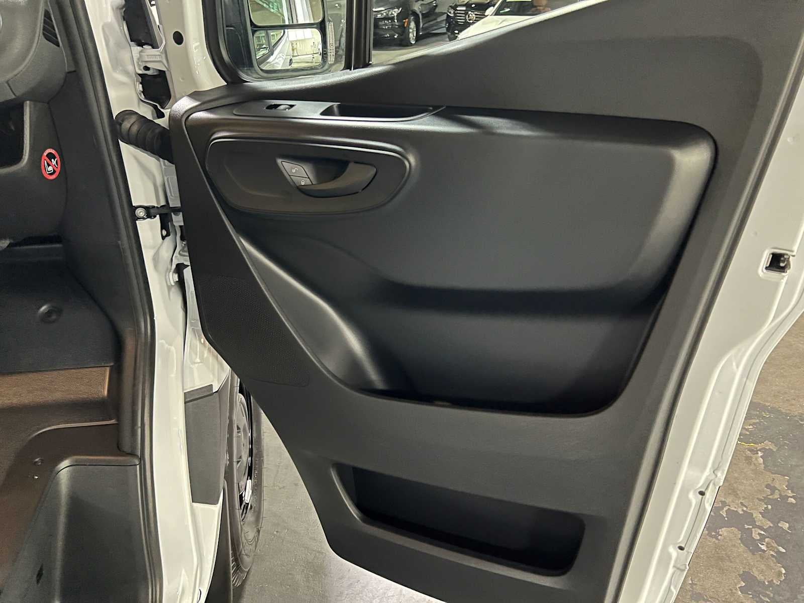 2026 Mercedes-Benz Sprinter 2500 Standard Roof I4 Diesel 144 RWD