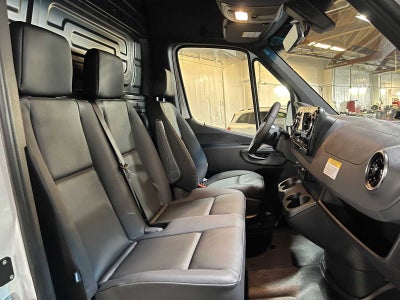 2026 Mercedes-Benz Sprinter 2500 Standard Roof I4 Diesel 144 RWD