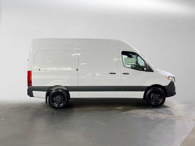 2026 Mercedes-Benz Sprinter 2500 Standard Roof I4 Diesel 144 RWD