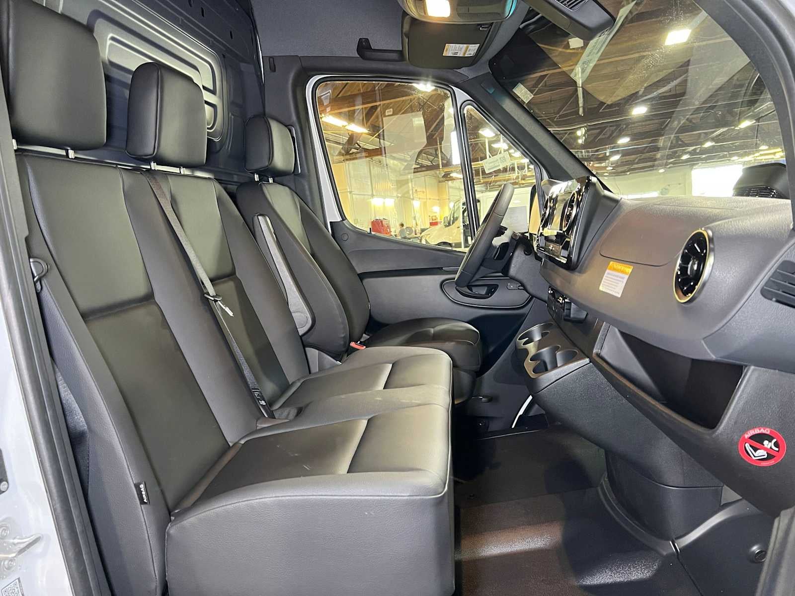 2026 Mercedes-Benz Sprinter 2500 Standard Roof I4 Diesel 144 RWD