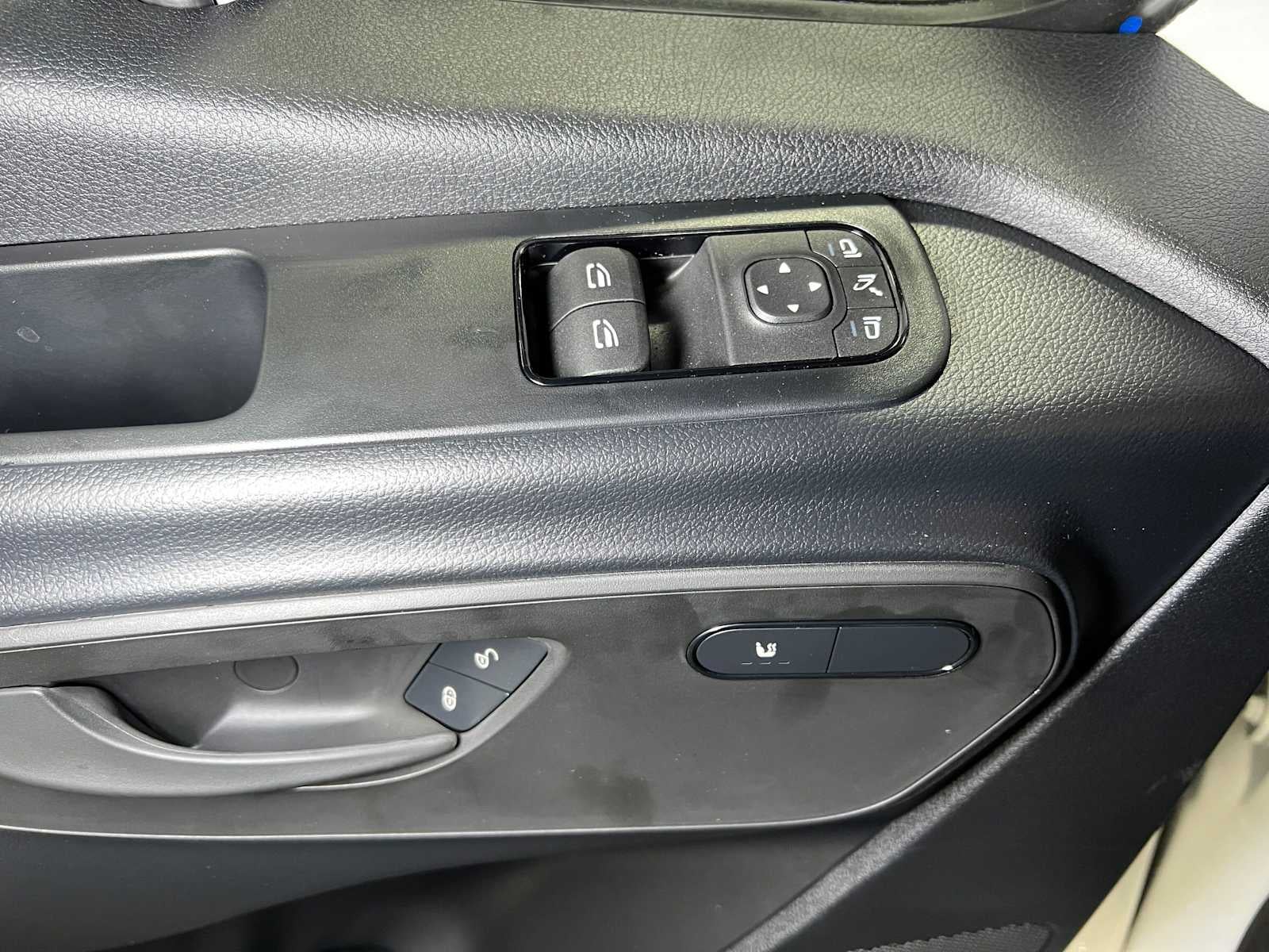 2026 Mercedes-Benz Sprinter 2500 Standard Roof I4 Diesel 144 RWD