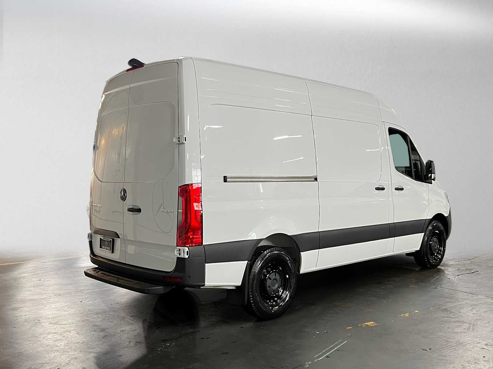 2026 Mercedes-Benz Sprinter 2500 Standard Roof I4 Diesel 144 RWD