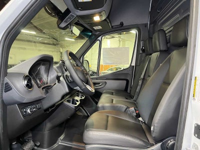 2026 Mercedes-Benz Sprinter Cargo 2500 Standard Roof I4 Diesel 144 RWD