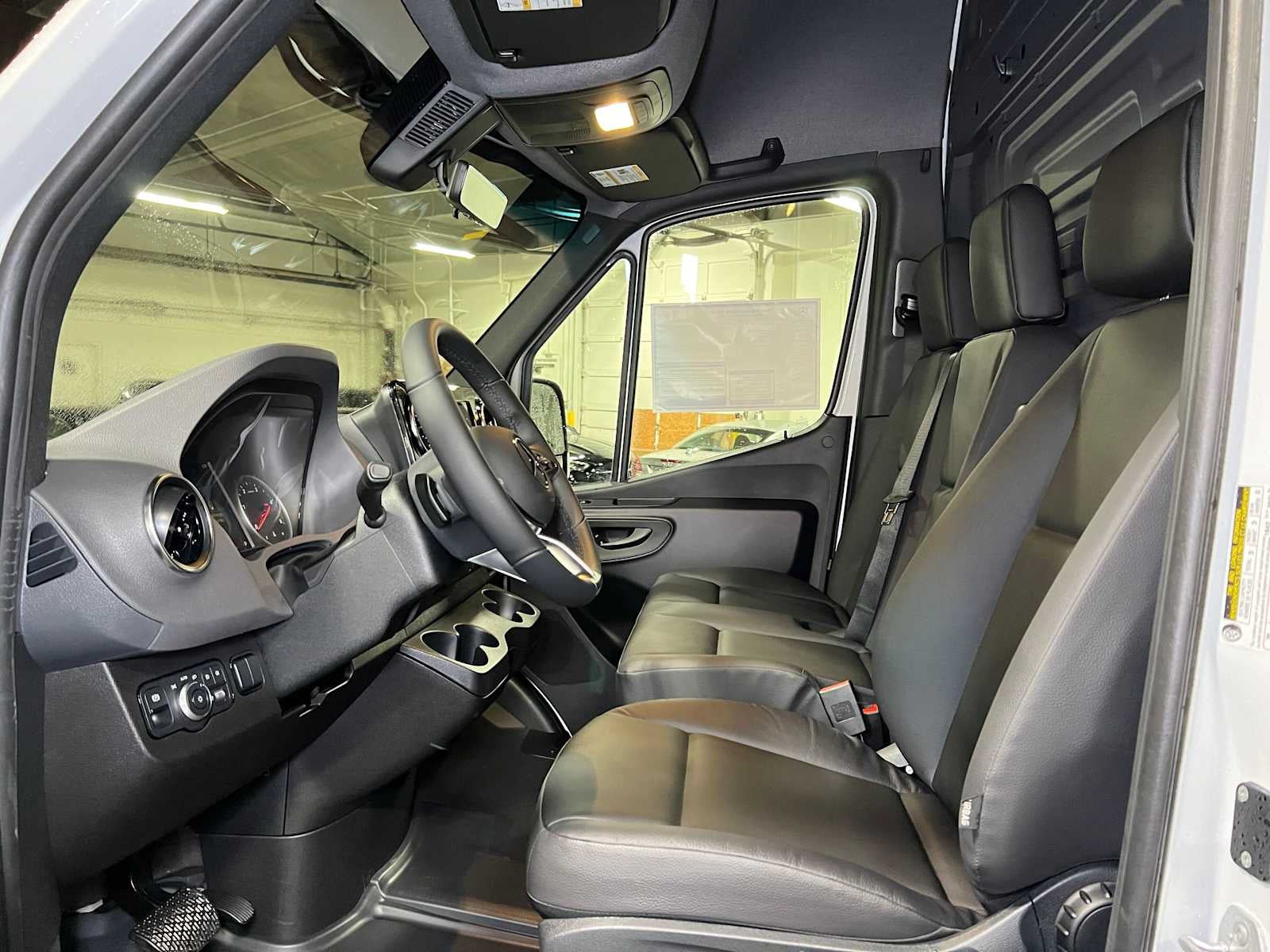 2026 Mercedes-Benz Sprinter Cargo 2500 Standard Roof I4 Diesel 144 RWD