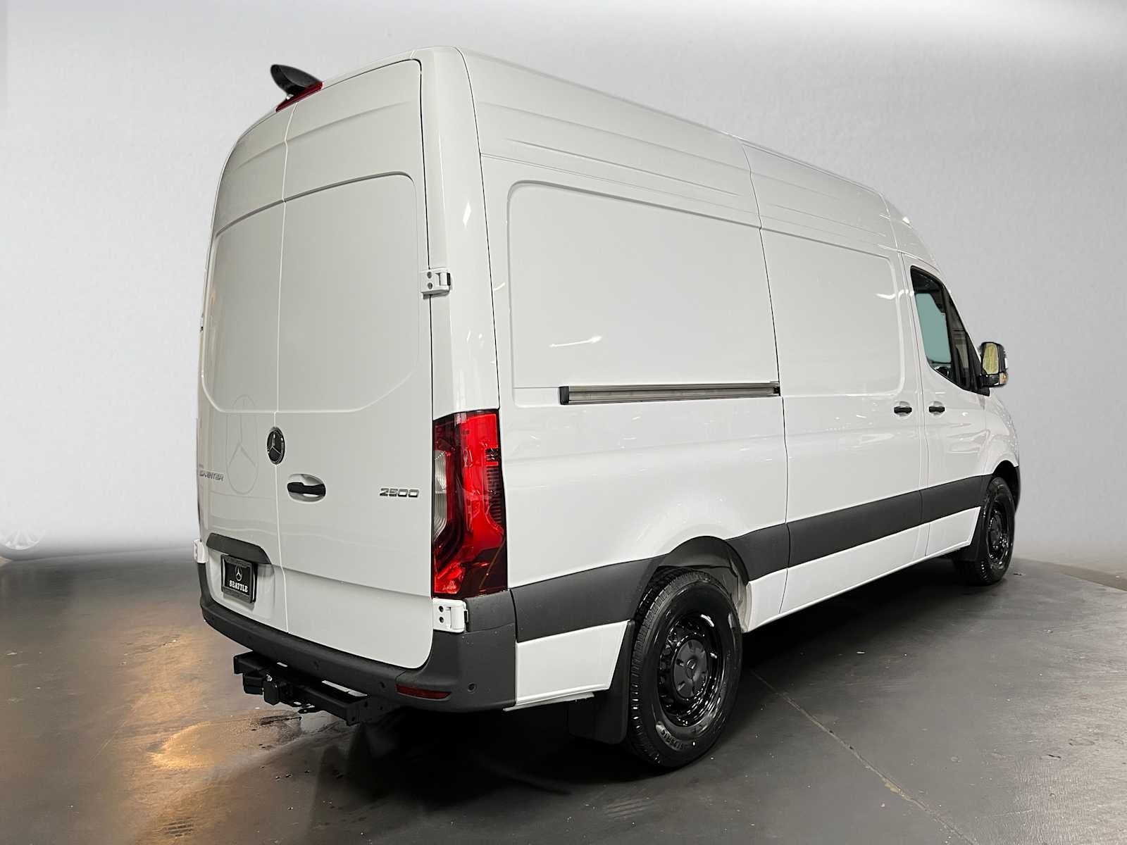 2026 Mercedes-Benz Sprinter Cargo 2500 Standard Roof I4 Diesel 144 RWD